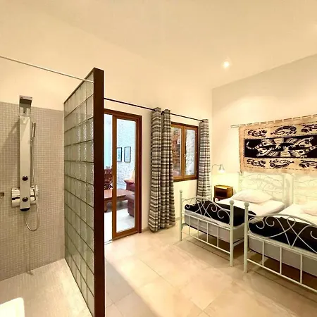 Charmante Maison Climatisee Avec Cour Privee A Bouzigues, Ideal Pour En Famille Ou Entre Amis - Fr-1-604-16 *